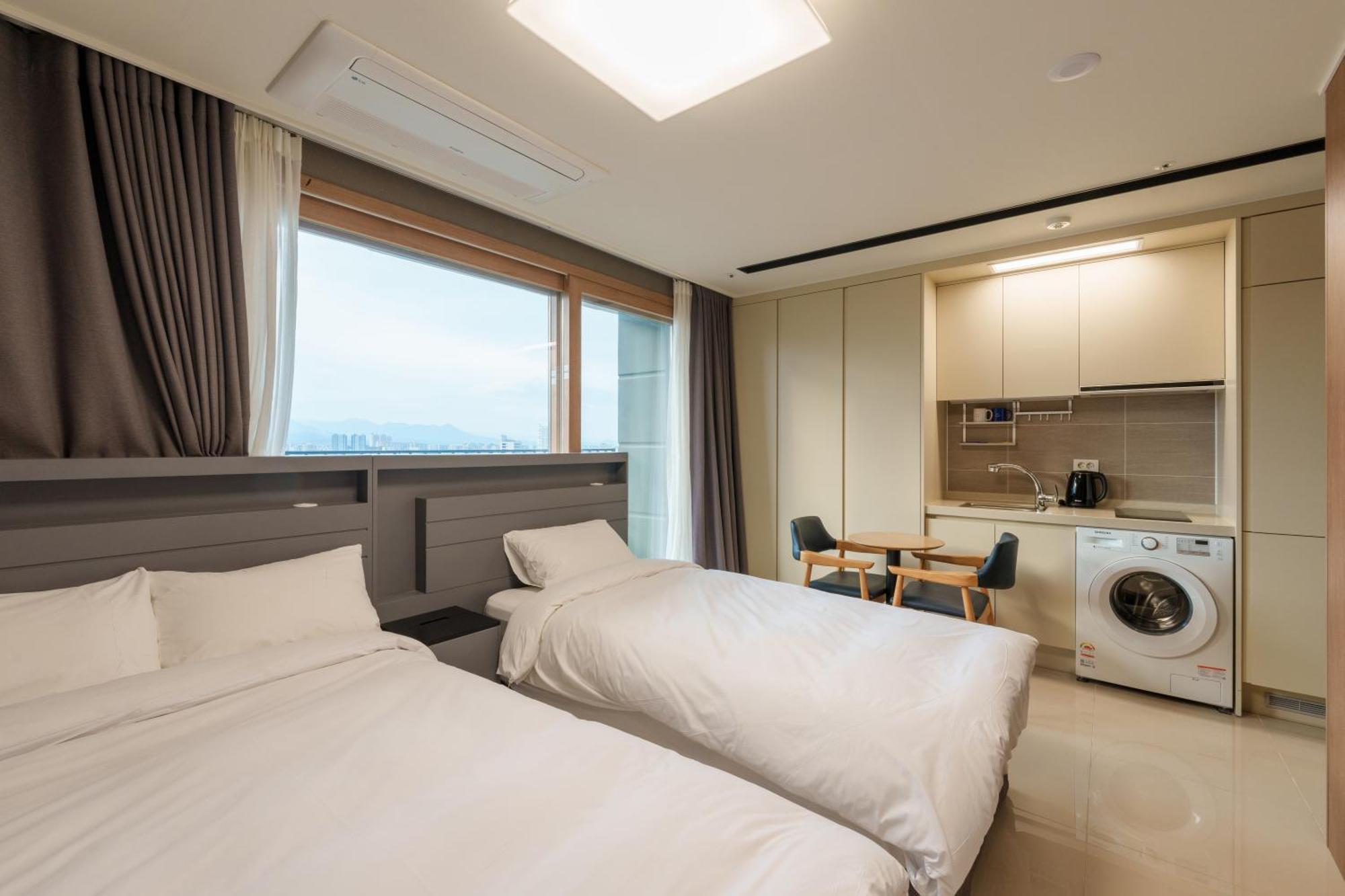 Hotel The Blue Terra Sokcho Exterior foto